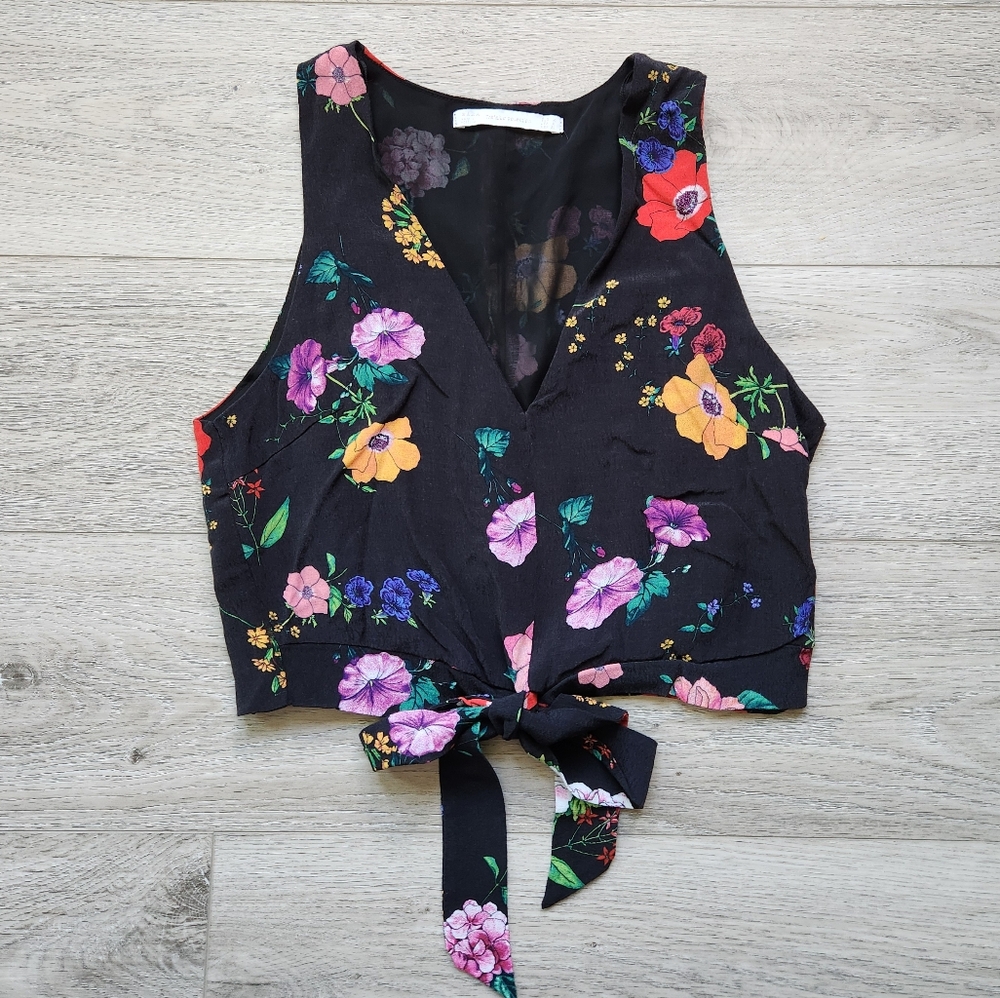 Zara Trafaluc Black Floral Cropped Tie-Front Top Womens Medium Sleeveless